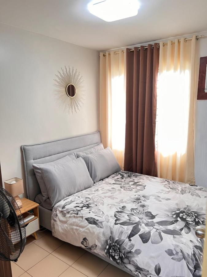 One Spatial Two Bedroom Condominium Unit With Pool And Gym Free Netflix And Wifi Iloilo City Ngoại thất bức ảnh